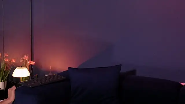 Olivia Collins1 online show from 03/12/26, 08:37