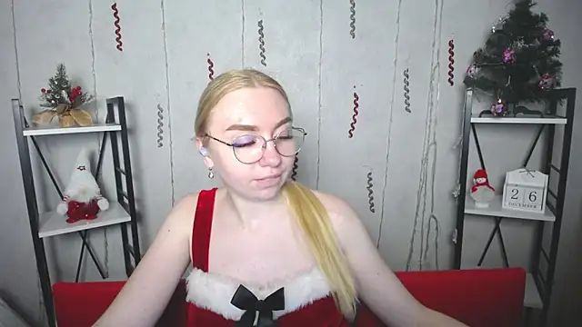 BeatriceFly online show from 12/26/24, 03:42