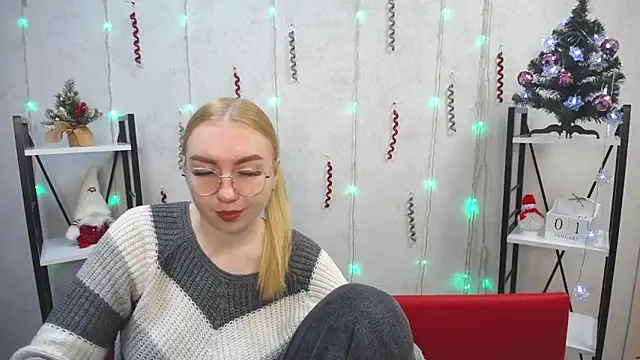 BeatriceFly online show from 01/03/25, 09:15