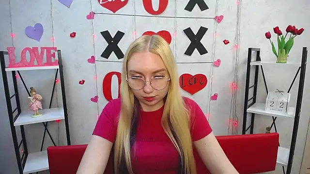 BeatriceFly online show from 01/22/25, 04:23