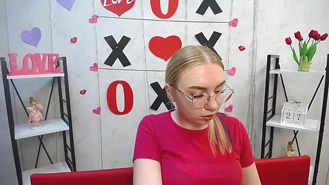 BeatriceFly online show from 01/27/25, 12:37