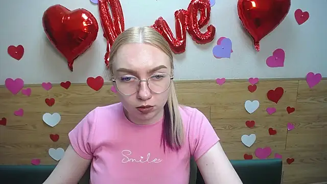 BeatriceFly online show from 02/18/25, 03:32