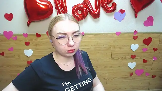 BeatriceFly online show from 03/16/25, 12:55