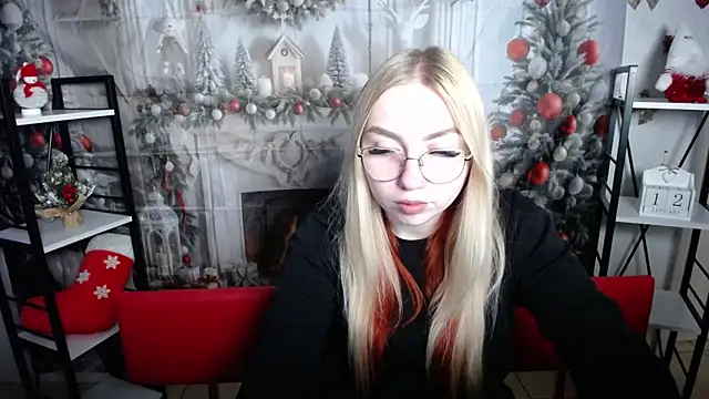 BeatriceFly online show from 01/12/26, 01:05