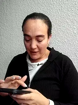 skayhot  online show from 09/29/25, 01:05