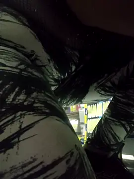 Edged Hot69 online show from 09/25/25, 12:03