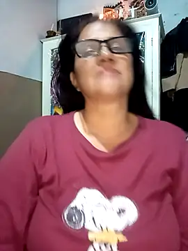 Edged Hot69 online show from 03/17/26, 02:05