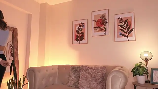 DahianaWalcott online show from 02/23/26, 02:58