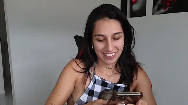 tammyandrade  online show from 02/25/25, 09:35