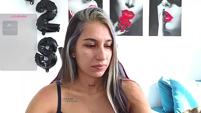 tammyandrade  online show from 10/01/25, 01:39