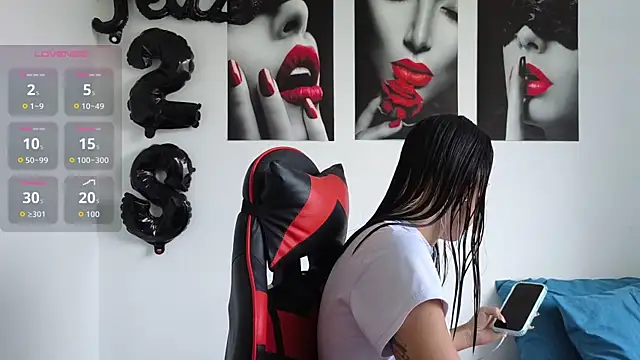 tammyandrade  online show from 10/09/25, 02:26