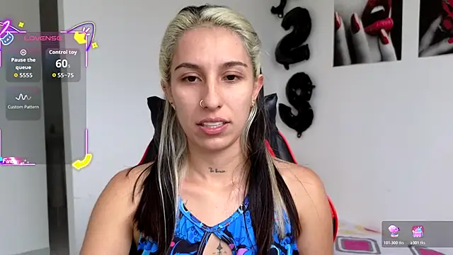tammyandrade  online show from 10/30/25, 03:13