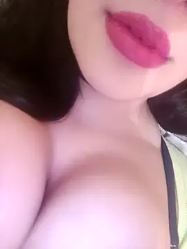 Snapshot of JAWHARA_ chatting on 02/04/26, 10:47 JAWHARA online show from 02/04/26, 10:47