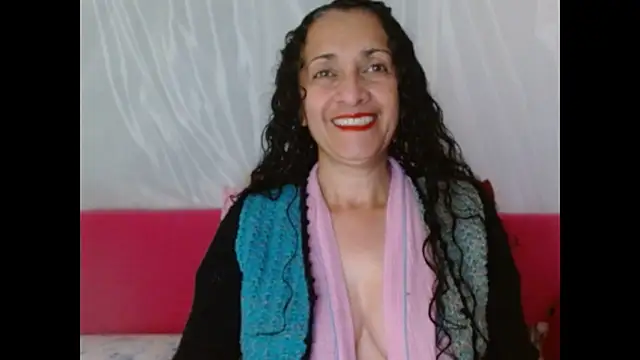 Snapshot of Tita_Madurita chatting on 10/02/25, 08:54 Tita Madurita online show from 10/02/25, 08:54