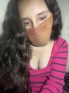 Snapshot of Chahrazad66 chatting on 02/17/26, 01:46 Chahrazad66 online show from 02/17/26, 01:46