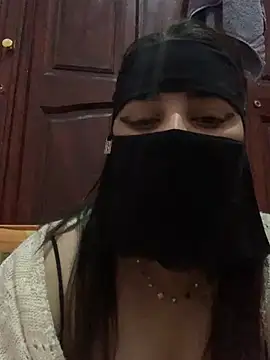 Snapshot of Miss-Soka chatting on 12/17/24, 05:07 Miss-Soka online show from 12/17/24, 05:07