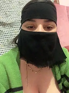 Snapshot of Miss-Soka chatting on 01/28/25, 06:49 Miss-Soka online show from 01/28/25, 06:49