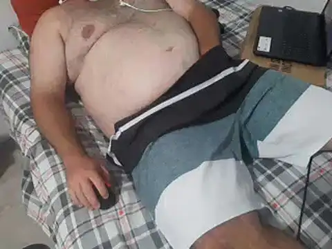 mfreitas005 online show from 02/18/25, 11:52