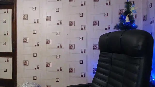 TasyaBigTTs online show from 01/01/25, 02:42