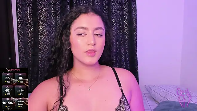 Snapshot of Adhara-zanne chatting on 03/05/25, 01:42 Adhara-zanne online show from 03/05/25, 01:42