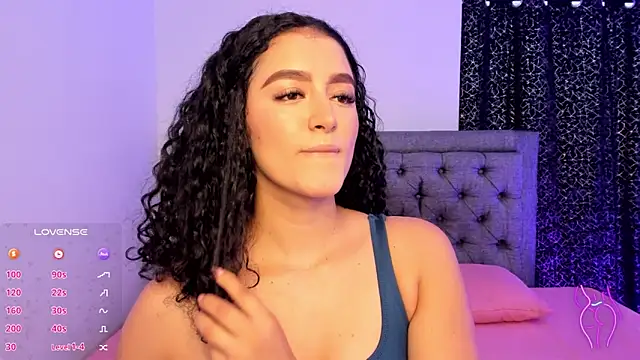 Adhara-zanne online show from 02/12/26, 01:17