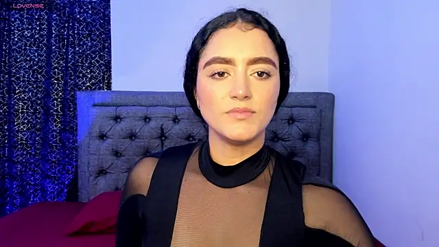 Adhara-zanne online show from 04/16/26, 05:36