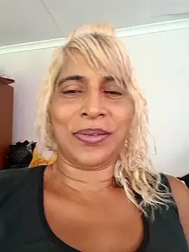 Snapshot of Goodgirlsue_77 chatting on 03/21/25, 12:50 Goodgirlsue 77 online show from 03/21/25, 12:50