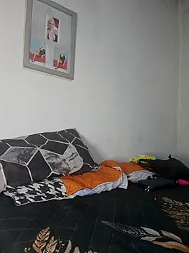 Goodgirlsue 77 online show from 12/15/25, 10:14