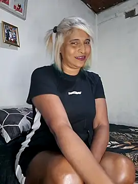 Snapshot of Goodgirlsue_77 chatting on 06/08/26, 03:01 Goodgirlsue 77 online show from 06/08/26, 03:01