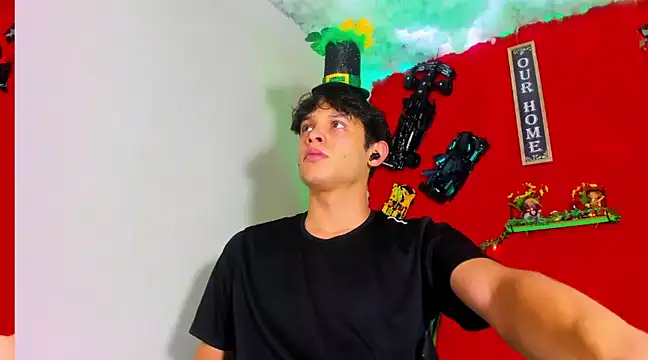 LilOwen  online show from 03/17/25, 01:46