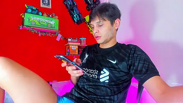 LilOwen  online show from 09/30/25, 07:08