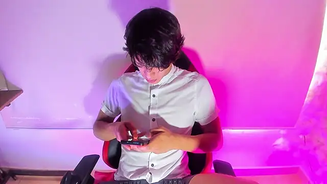 LilOwen  online show from 01/17/26, 08:12