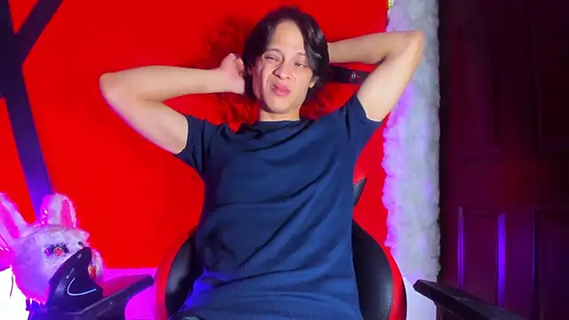 LilOwen  online show from 03/22/26, 04:32