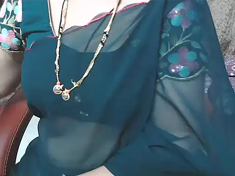 sunitha-3 online show from 10/18/25, 05:35