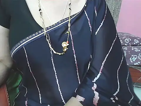 sunitha-3 online show from 10/22/25, 05:24