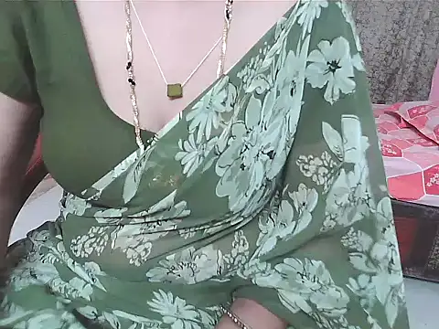 sunitha-3 online show from 10/27/25, 07:18