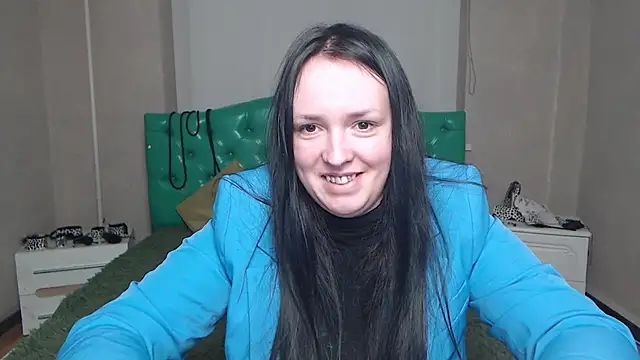 Snapshot of IsabelBlackberry chatting on 12/15/24, 03:20 IsabelBlackberry online show from 12/15/24, 03:20