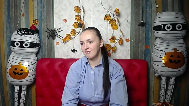 IsabelBlackberry online show from 11/08/25, 06:02