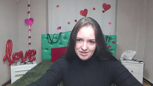 IsabelBlackberry online show from 11/22/25, 06:01