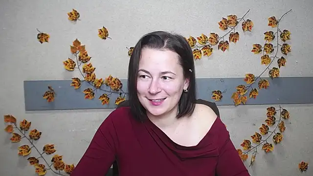 Snapshot of MarieSho chatting on 12/11/24, 12:12 MarieSho online show from 12/11/24, 12:12