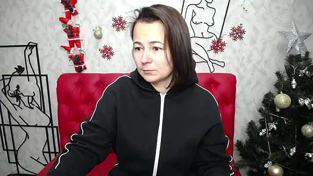 Snapshot of MarieSho chatting on 12/19/24, 07:07 MarieSho online show from 12/19/24, 07:07