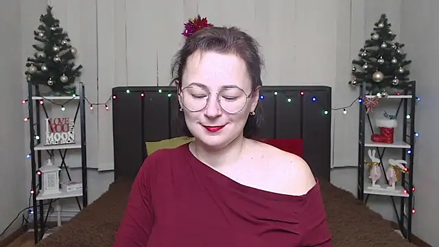 Snapshot of MarieSho chatting on 01/10/25, 10:28 MarieSho online show from 01/10/25, 10:28