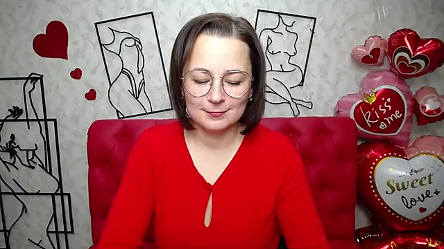 Snapshot of MarieSho chatting on 02/21/25, 12:38 MarieSho online show from 02/21/25, 12:38