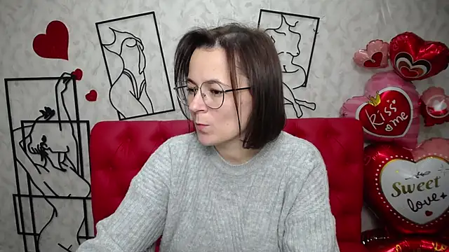 Snapshot of MarieSho chatting on 02/22/25, 03:12 MarieSho online show from 02/22/25, 03:12