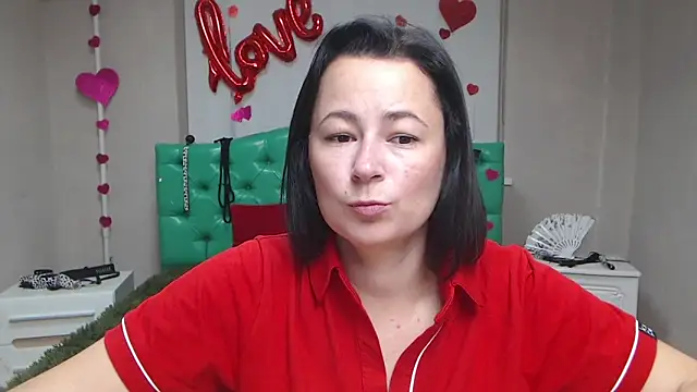 Snapshot of MarieSho chatting on 09/10/25, 06:13 MarieSho online show from 09/10/25, 06:13