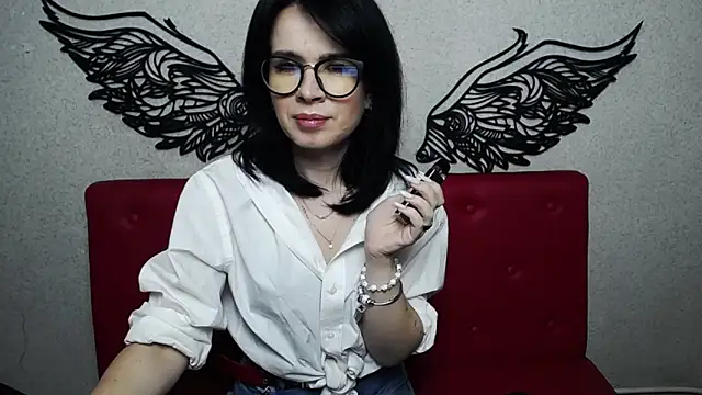 Snapshot of JasmineKouch chatting on 02/09/25, 06:26 JasmineKouch online show from 02/09/25, 06:26