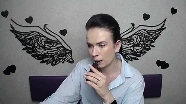 Snapshot of JasmineKouch chatting on 09/24/25, 05:16 JasmineKouch online show from 09/24/25, 05:16