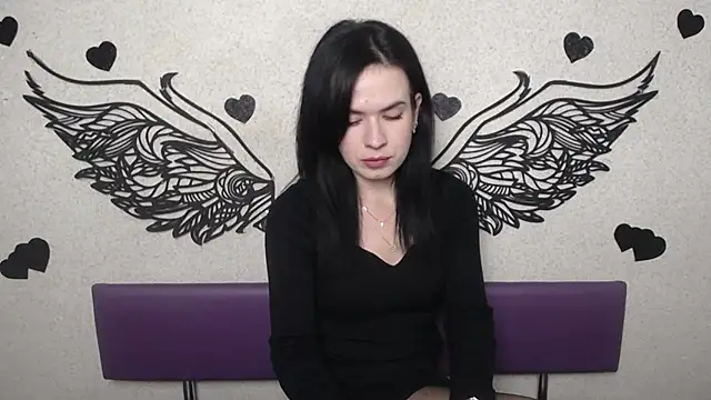 Snapshot of JasmineKouch chatting on 10/09/25, 05:22 JasmineKouch online show from 10/09/25, 05:22