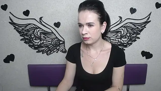 Snapshot of JasmineKouch chatting on 10/11/25, 05:33 JasmineKouch online show from 10/11/25, 05:33