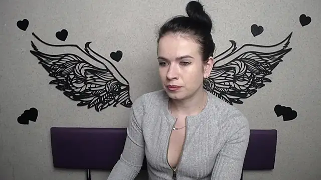 Snapshot of JasmineKouch chatting on 12/05/25, 06:26 JasmineKouch online show from 12/05/25, 06:26